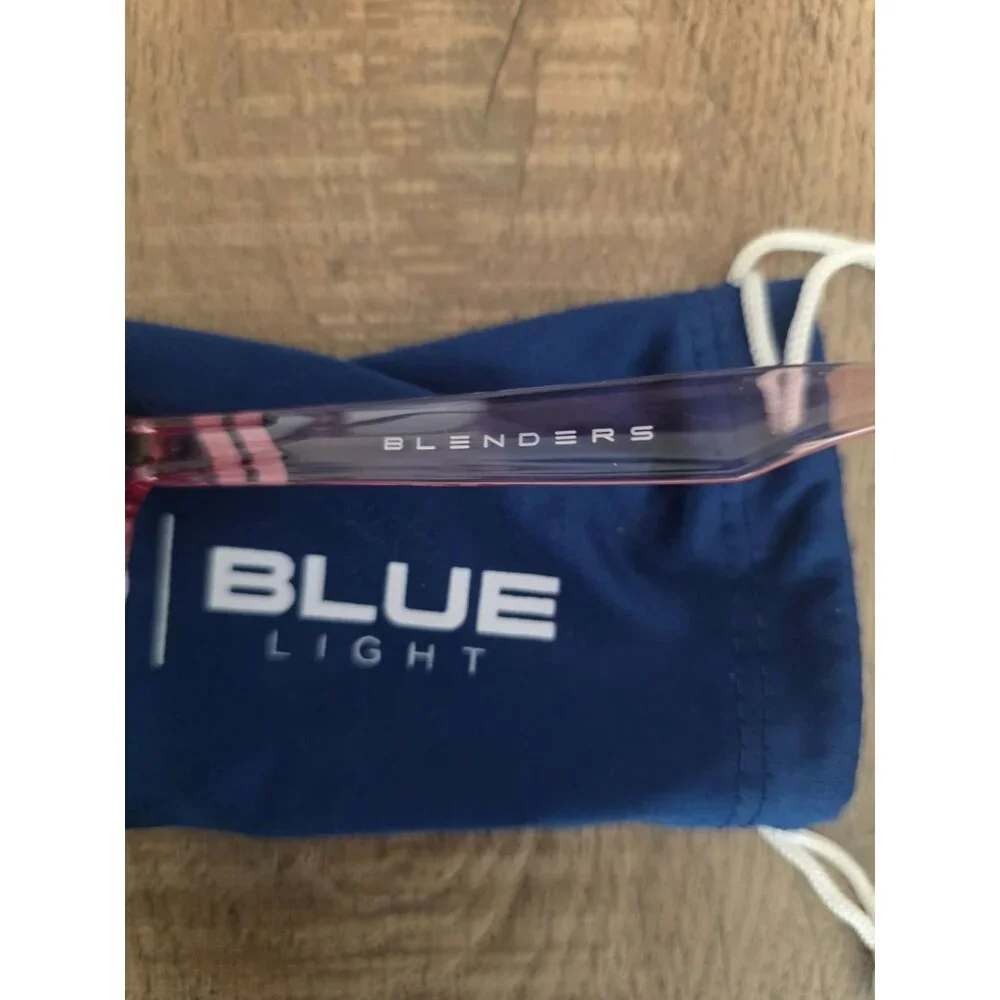 Blenders Pink Smart Rebel Blue Light Blocking Glasses with Pouch Great Condition
